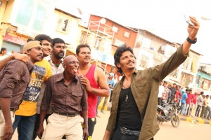 Gorilla (aka) Gorillaa