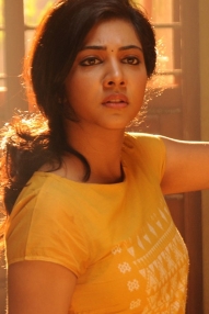 Kadhalum Kadanthu Pogum