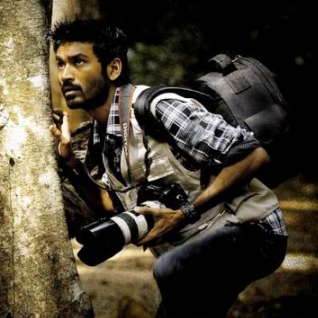 5. Mayakkam Enna- Ambiguity at its best.