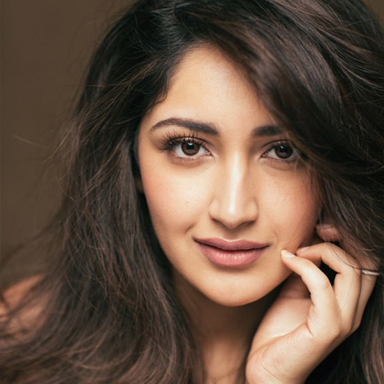 Sayyeshaa Saigal - Vanamagan