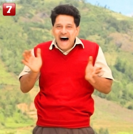 Vikram’s sweater (Deiva Thirumagal) – 205 Votes