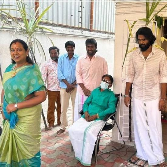 கேப்டன் விஜயகாந்த் இல்ல பொங்கல் விழா