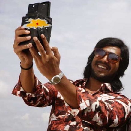 Mundasupatti - Camera