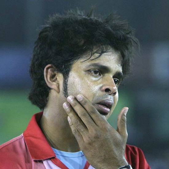 Bhajji slaps Sreesanth!