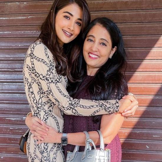 Pooja Hegde With Her Mom