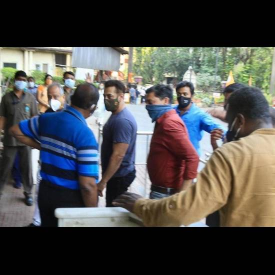 Bollywood Actor Salman Khan Spotted Near Hospital For Covid Vaccine