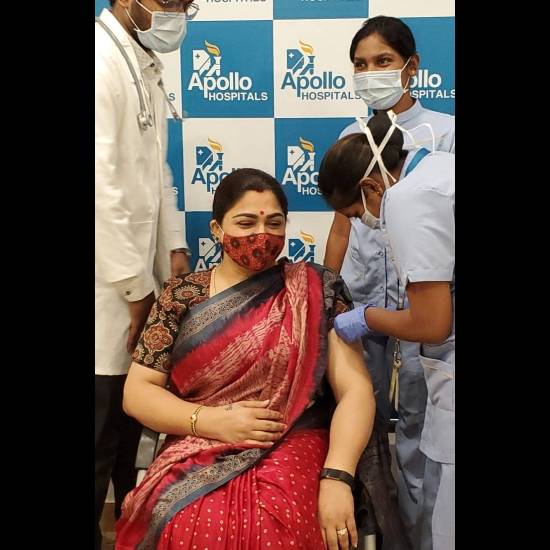 Kushboo Sundar Took her Vaccine 