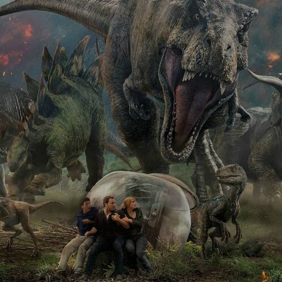 Jurassic World: Fallen Kingdom (English - Tamil Dubbed)