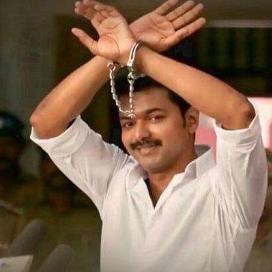 4 லட்சம் லைக்