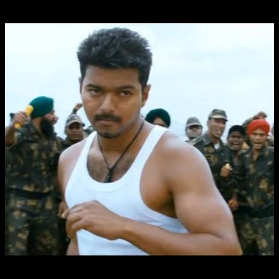 Thuppakki (2012)