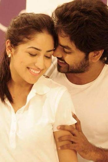 Tamilselvanum Thaniyar Anjalum