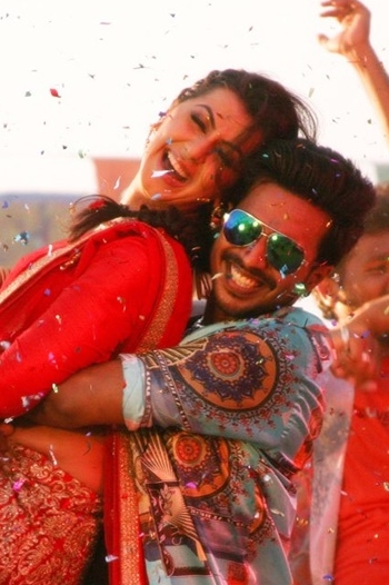 Velainu Vandhutta Vellaikaaran