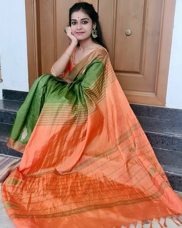 Dharsha Gupta (aka) Dharsha