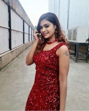 Dharsha Gupta (aka) Dharsha