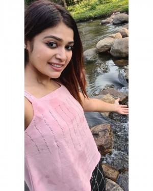 Dharsha Gupta (aka) Dharsha