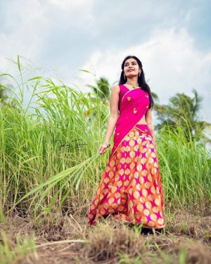 Dharsha Gupta (aka) Dharsha