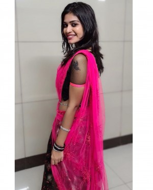 Dharsha Gupta (aka) Dharsha