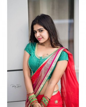 Dharsha Gupta (aka) Dharsha