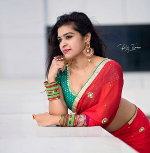 Dharsha Gupta (aka) Dharsha