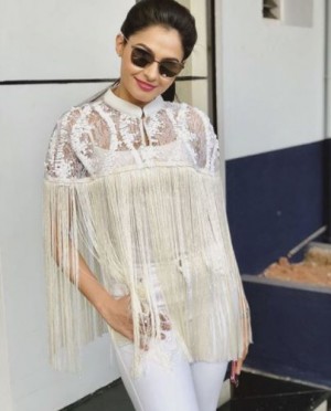 Andrea Jeremiah (aka) Actress Andrea