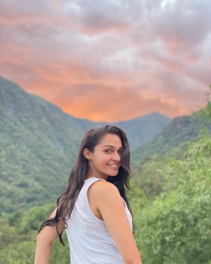 Andrea Jeremiah (aka) Actress Andrea