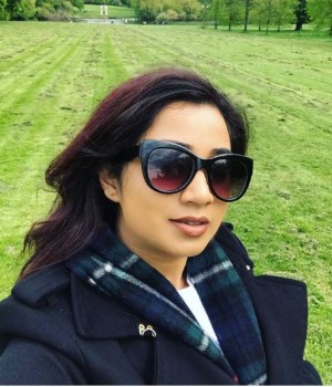 Shreya Ghoshal (aka) ShreyaGhoshal