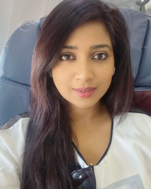 Shreya Ghoshal (aka) ShreyaGhoshal