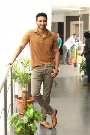 Gopichand (aka) Tottempudi Gopichand