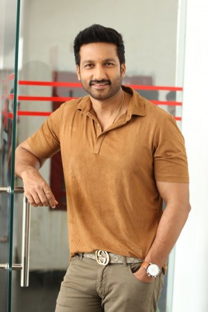 Gopichand (aka) Tottempudi Gopichand