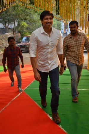 Gopichand (aka) Tottempudi Gopichand