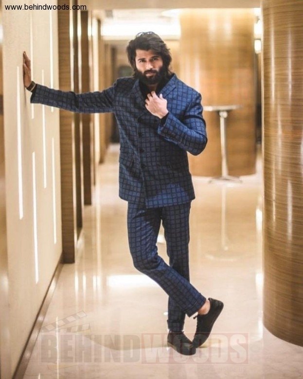 Vijay Devarakonda (aka) VijayDevarakonda
