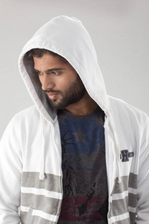 Vijay Deverakonda (aka) VijayDeverakonda