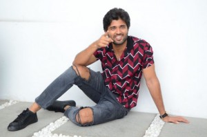 Vijay Deverakonda (aka) VijayDeverakonda