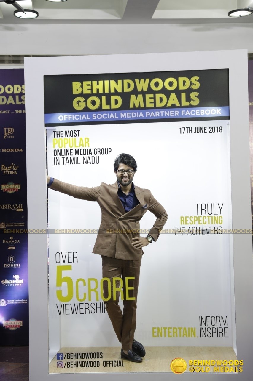 Vijay Deverakonda (aka) VijayDeverakonda