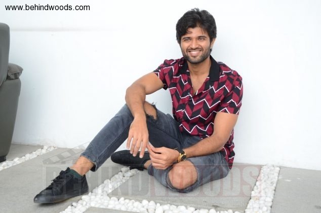 Vijay Deverakonda (aka) VijayDeverakonda