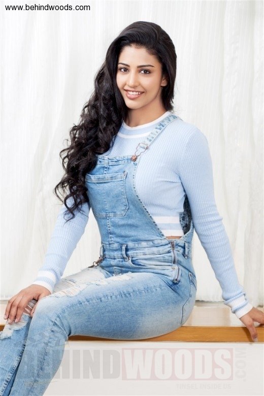 Daksha Nagarkar (aka) DakshaNagar kar