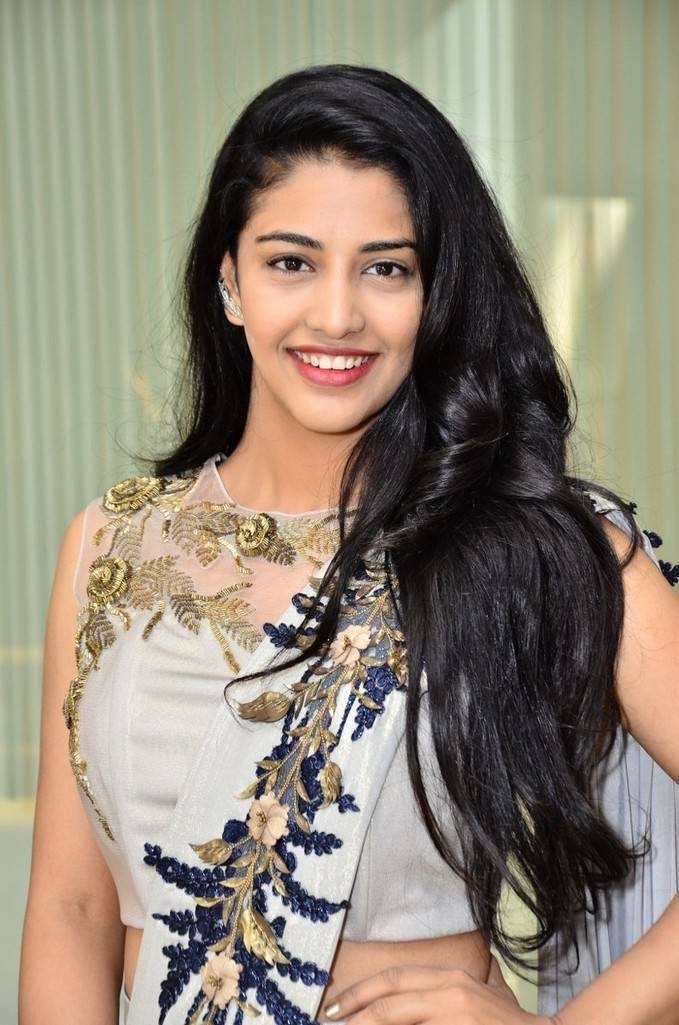 Daksha Nagarkar (aka) DakshaNagar kar