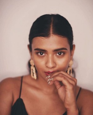 Heeba Patel (aka) HeebaPatel