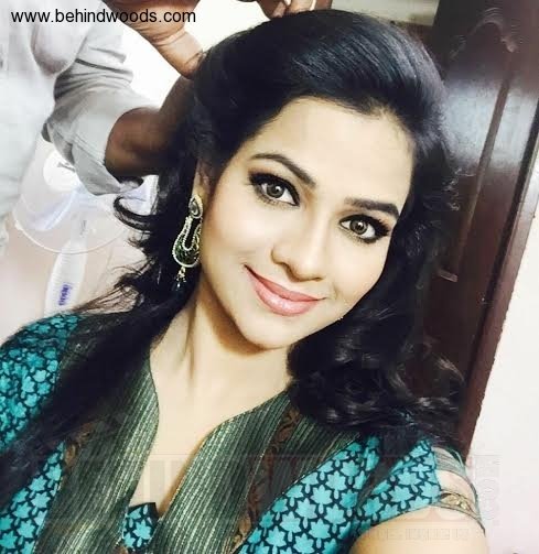 Leesha Eclairs (aka) Leesha