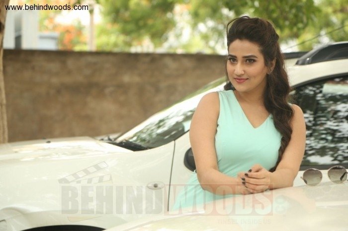 Manjusha (aka) Manjushaa