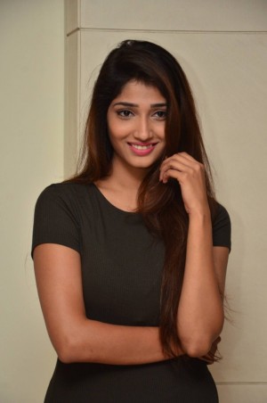 Priya Vadlamani (aka) Priya Vadla Mani