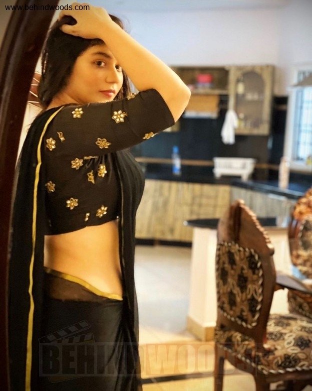 Priyanka Jawalkar hot show - Discussions - Andhrafriends.com
