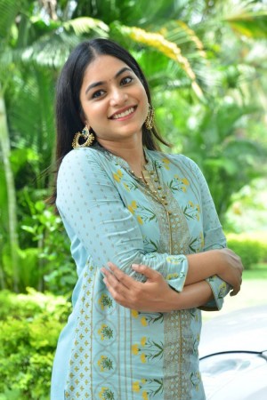 Punarnavi Bhupalam (aka) Punarnavi Bhupaalam