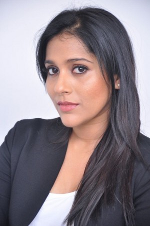 Rashmi Gautam (aka) RashmiGautam