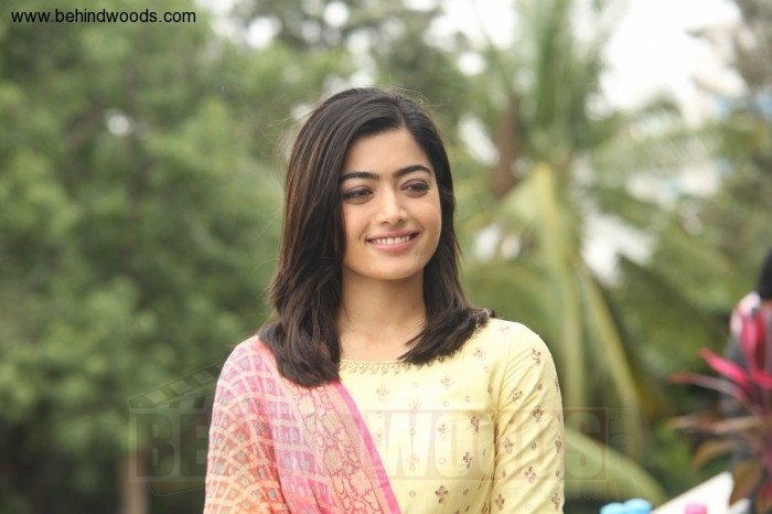 Rashmika Mandanna (aka) RashmikaMandanna