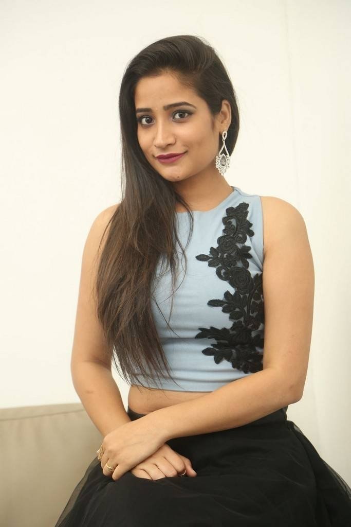 Santoshi Sharma (aka) Santoshi