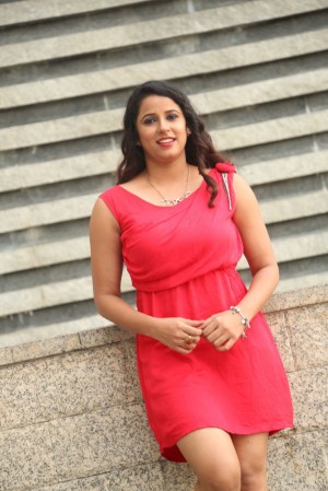 Shravya Reddy (aka) Shravya