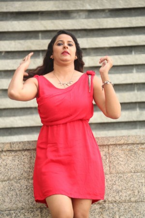 Shravya Reddy (aka) Shravya