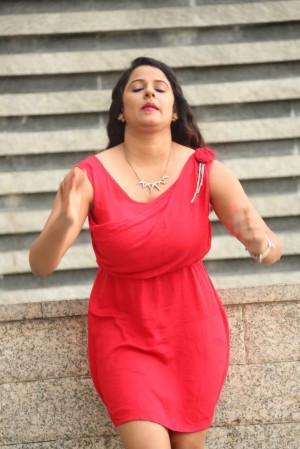 Shravya Reddy (aka) Shravya