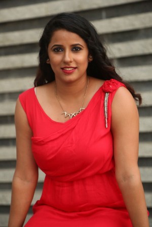 Shravya Reddy (aka) Shravya